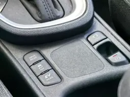 
										TOYOTA YARIS CROSS full									
