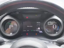 
										TOYOTA YARIS CROSS full									