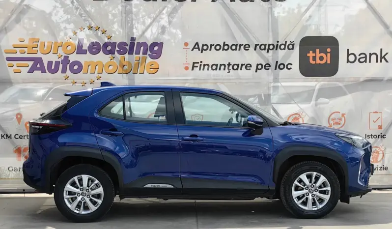 
								TOYOTA YARIS CROSS full									
