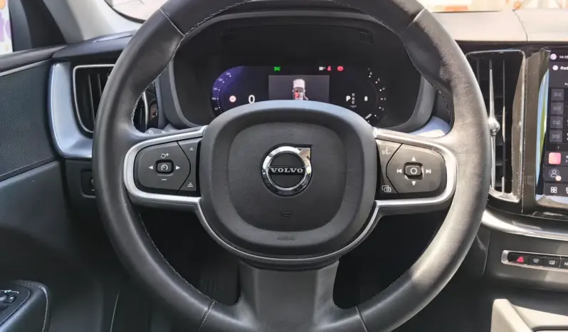 
								VOLVO XC 60 full									