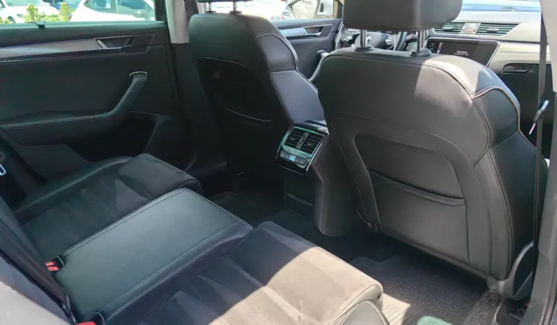 
								SKODA SUPERB full									