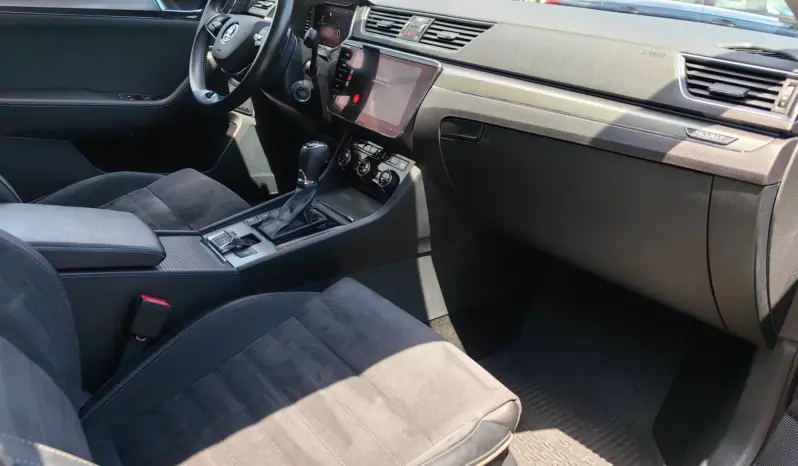 
								SKODA SUPERB full									