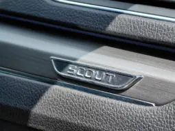 
										SKODA SUPERB full									