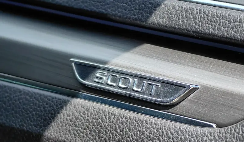 
								SKODA SUPERB full									