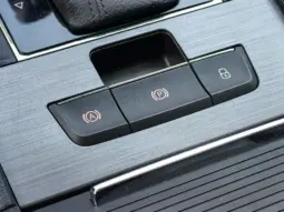 
										SKODA SUPERB full									