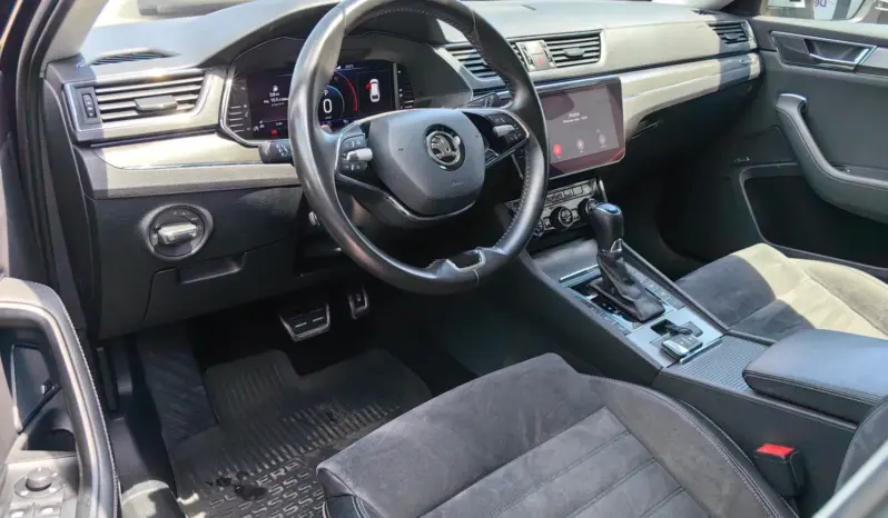 
								SKODA SUPERB full									