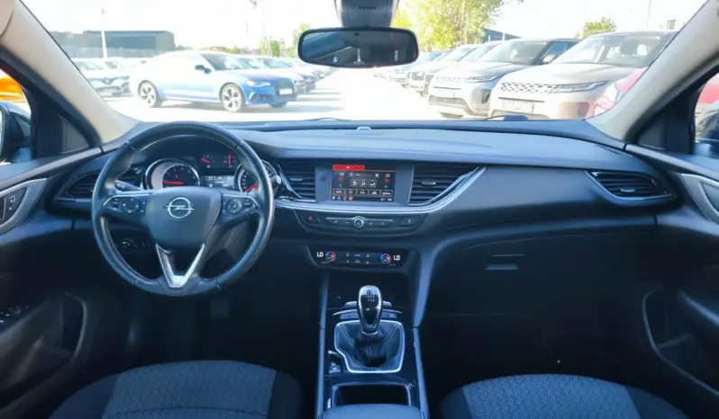 
								OPEL INSIGNIA full									