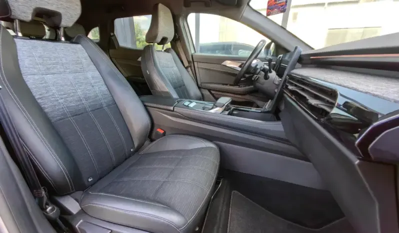 
								RENAULT AUSTRAL full									