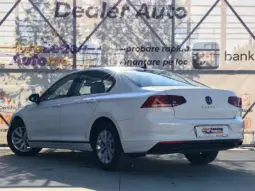 
										VOLKSWAGEN PASSAT full									
