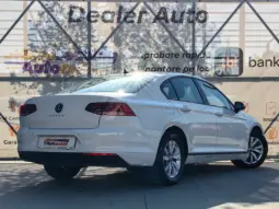 
										VOLKSWAGEN PASSAT full									