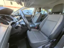 
										VOLKSWAGEN PASSAT full									