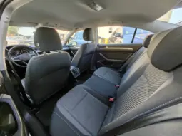 
										VOLKSWAGEN PASSAT full									