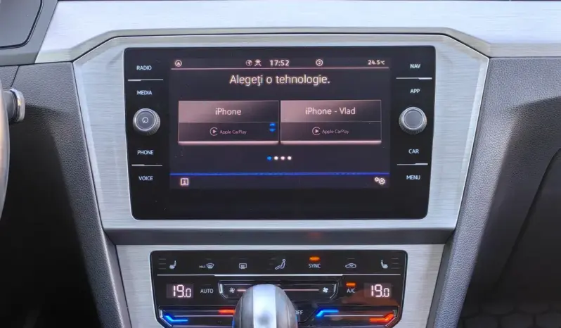 
								VOLKSWAGEN PASSAT full									