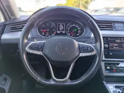 
										VOLKSWAGEN PASSAT full									