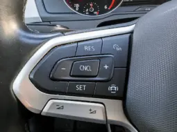 
										VOLKSWAGEN PASSAT full									