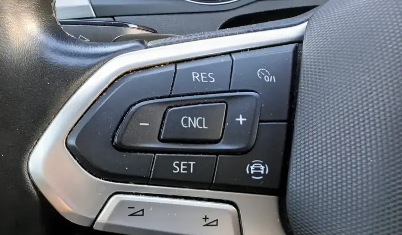 
								VOLKSWAGEN PASSAT full									