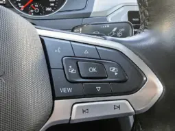 
										VOLKSWAGEN PASSAT full									