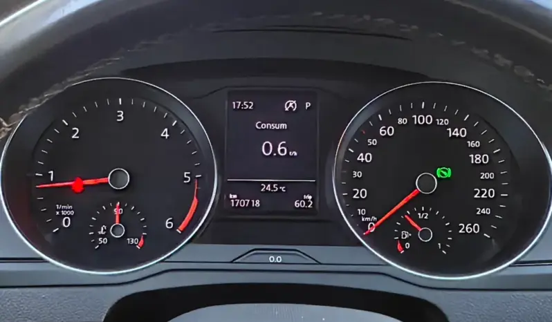 
								VOLKSWAGEN PASSAT full									