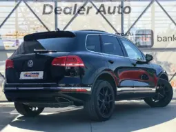 
										VOLKSWAGEN TOUAREG full									