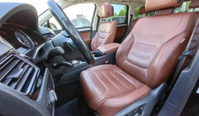 
								VOLKSWAGEN TOUAREG full									