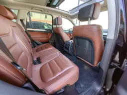 
										VOLKSWAGEN TOUAREG full									