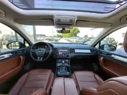 
										VOLKSWAGEN TOUAREG full									