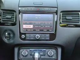 
										VOLKSWAGEN TOUAREG full									