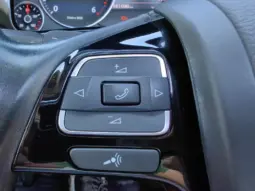 
										VOLKSWAGEN TOUAREG full									