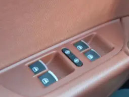 
										VOLKSWAGEN TOUAREG full									