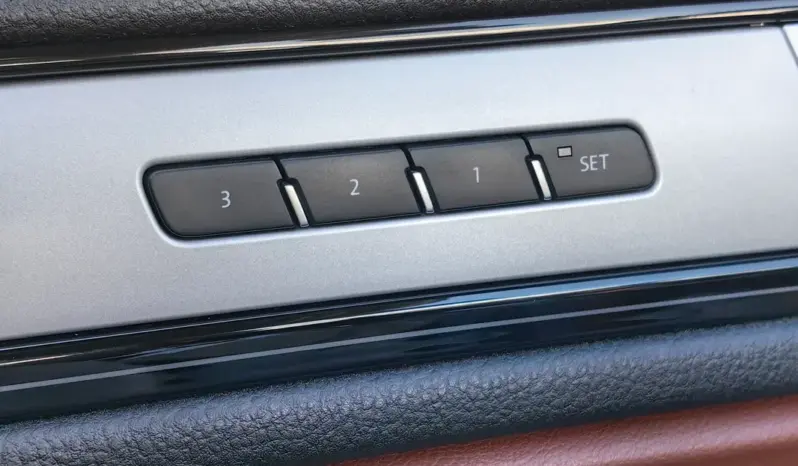 
								VOLKSWAGEN TOUAREG full									