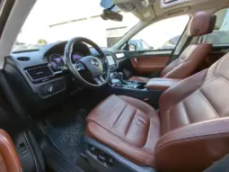 
										VOLKSWAGEN TOUAREG full									