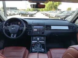 
										VOLKSWAGEN TOUAREG full									