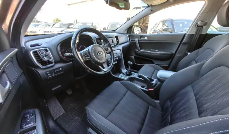 
								KIA SPORTAGE full									
