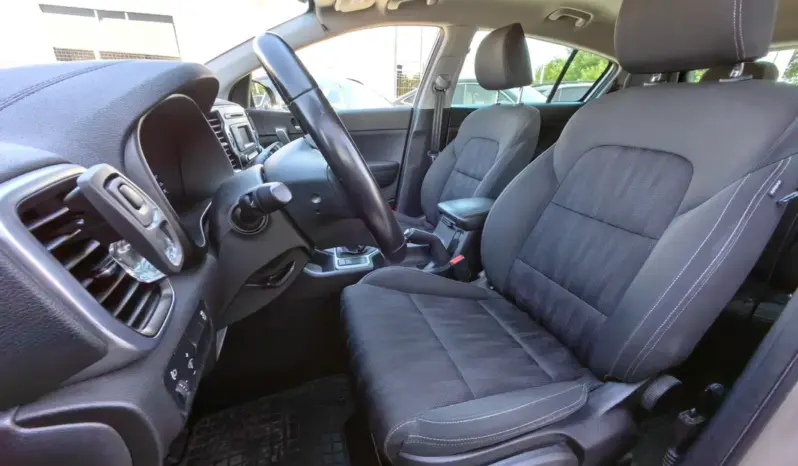 
								KIA SPORTAGE full									