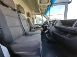 
										PEUGEOT BOXER full									