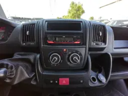 
										PEUGEOT BOXER full									