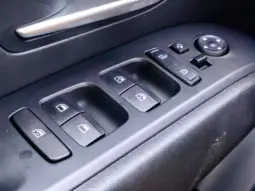 
										HYUNDAI TUCSON full									