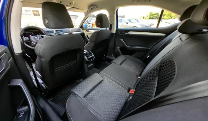 
								SKODA SUPERB full									