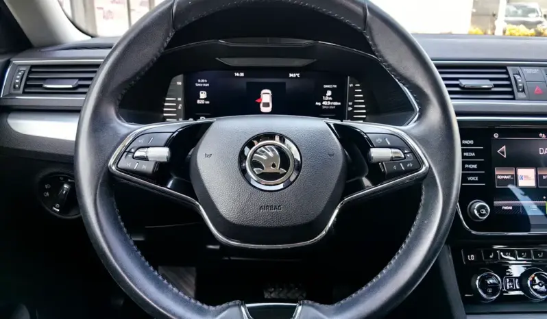 
								SKODA SUPERB full									