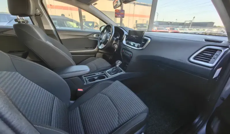 
								KIA CEED full									