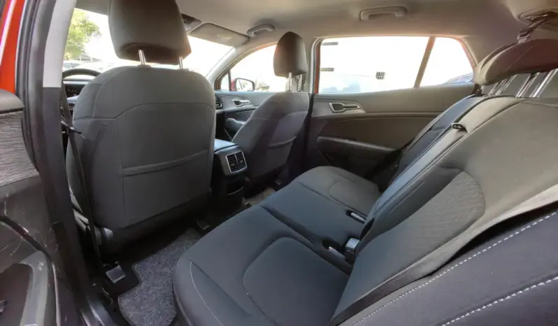 
								KIA SPORTAGE full									